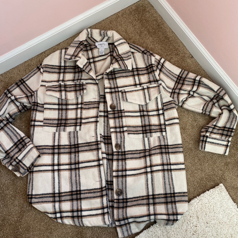 Rue 21 light shacket